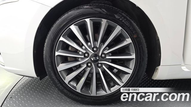 Kia K7 Совершенно новый 2.4 GDI Limited - фото 4