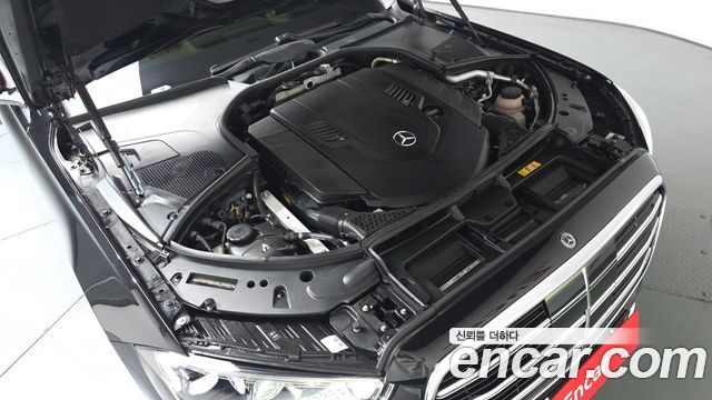 Mercedes-Benz S-Class W223 S580L 4MATIC - фото 4
