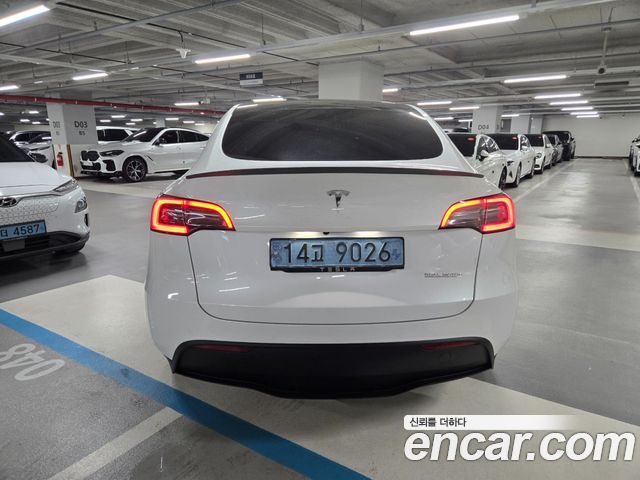 Tesla Model Y Performance AWD - фото 3