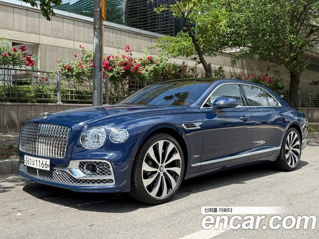 Bentley Flying Spur 3-го поколения 4.0 Azure - фото 0