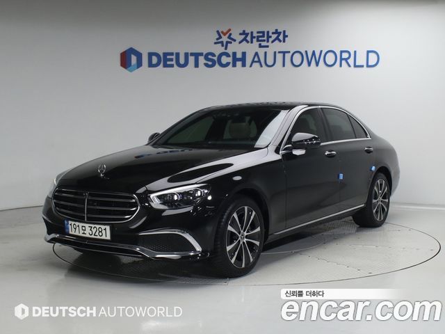 Mercedes-Benz E-Class W213 E300e 4MATIC Exclusive - фото 1