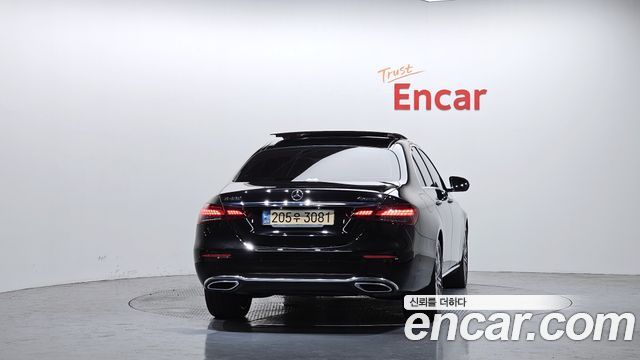 Mercedes-Benz E-Class W213 E450 4MATIC Exclusive - фото 3