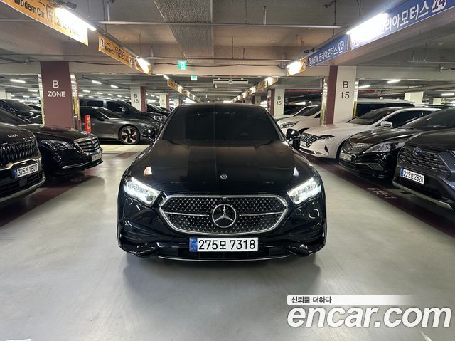 Mercedes-Benz E-Class W214 E200 AMG Line - фото 0