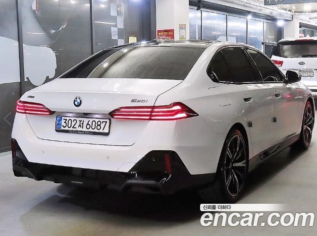 BMW 5-Series G60 530i xDrive M Sport - фото 2