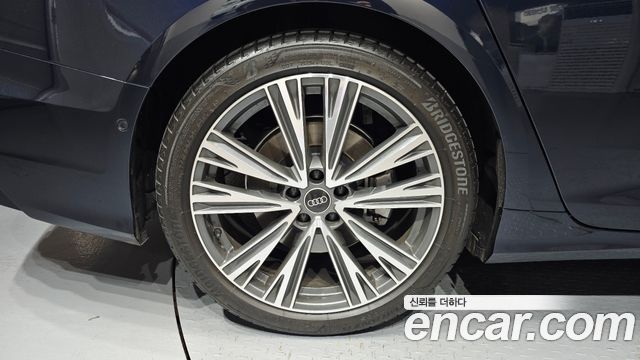 Audi A6 C8 45 TDI Quattro Premium - фото 4