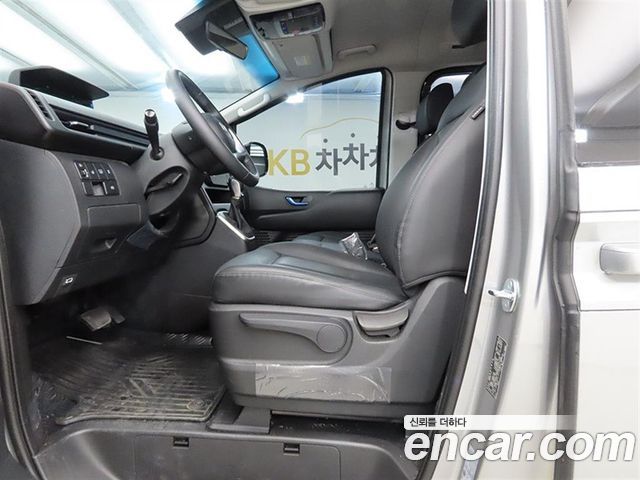Hyundai Staria HEV 1.6 Tourer 11-Seater Modern - фото 4