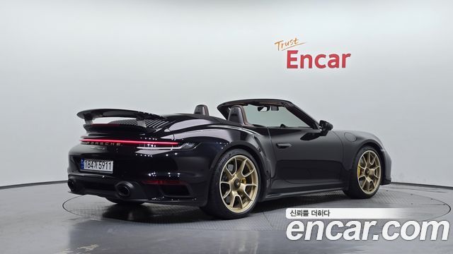 Porsche 911 Turbo S Cabriolet - фото 1
