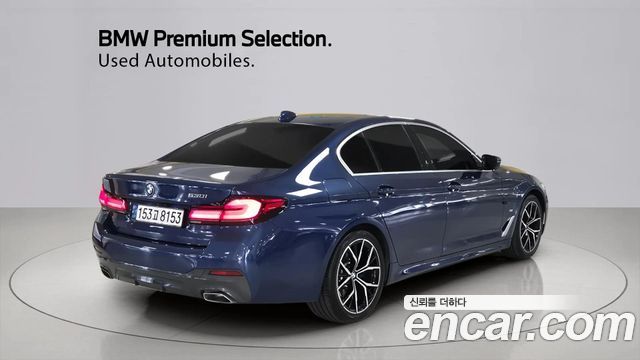 BMW 5-Series G30 530i M Sport Package - фото 1