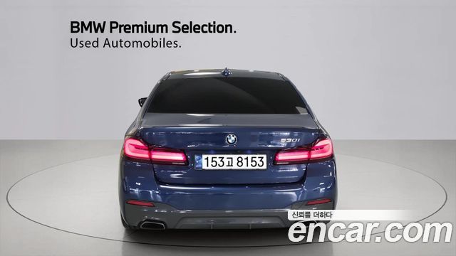 BMW 5-Series G30 530i M Sport Package - фото 3
