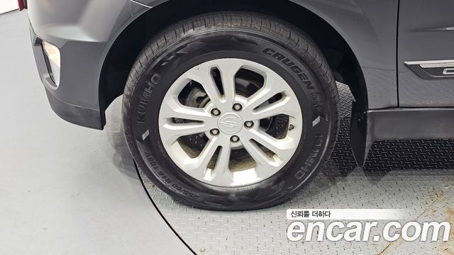 SsangYong Korando Новый Sports 2.2 CX7 4WD Club - фото 4