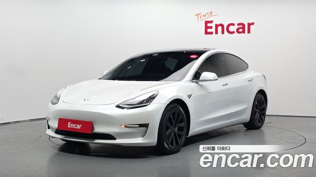 Tesla Model 3 Long Range AWD - фото 0