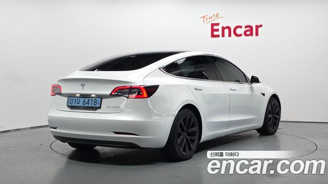 Tesla Model 3 Long Range AWD - фото 1