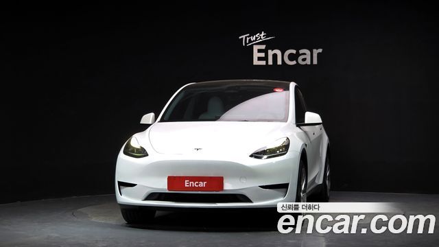 Tesla Model Y RWD - фото 2