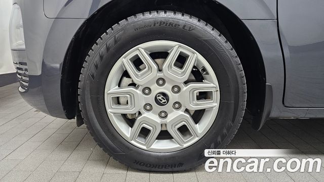 Hyundai Staria Cargo 5-Seater Modern - фото 4