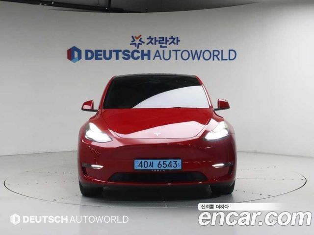 Tesla Model Y Long Range AWD - фото 2