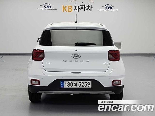 Hyundai Venue 1.6 Smart - фото 2