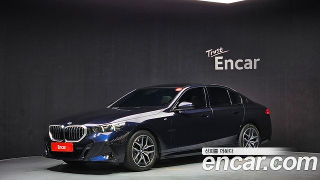 BMW 5-Series G60 523d M Sport - фото 0
