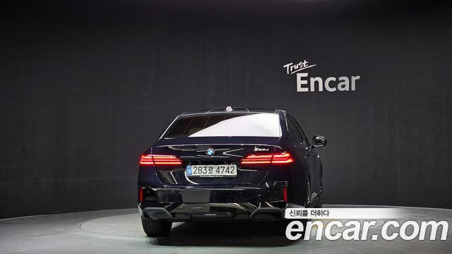 BMW 5-Series G60 523d M Sport - фото 3