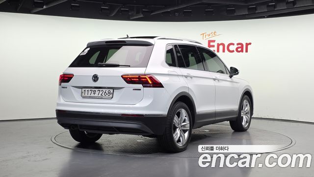 Volkswagen Tiguan 2-го поколения 2.0 TDI 4Motion Prestige - фото 1