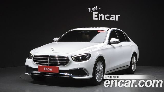 Mercedes-Benz E-Class W213 E250 Exclusive - фото 0