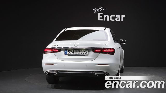 Mercedes-Benz E-Class W213 E250 Exclusive - фото 3