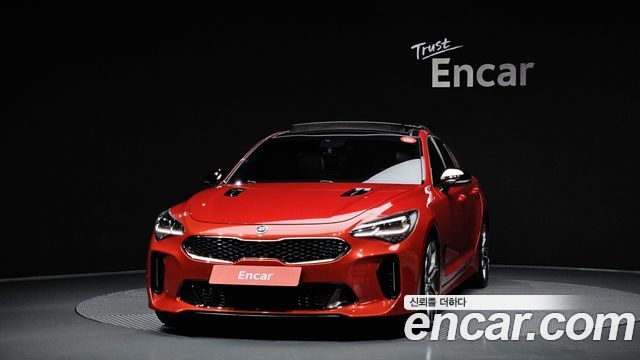 Kia Stinger 2.0 Turbo 2WD Platinum - фото 2