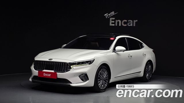 Kia K7 Premier, гибрид Signature - фото 0