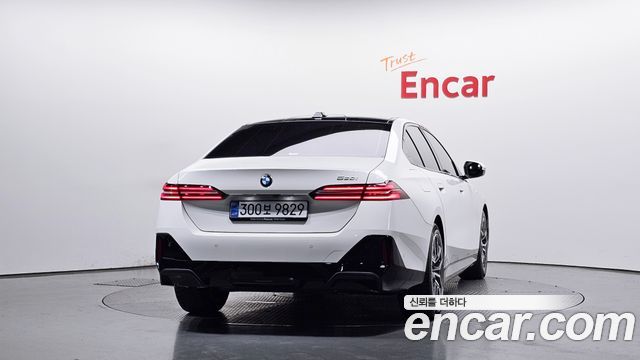 BMW 5-Series G60 520i M Sport - фото 2