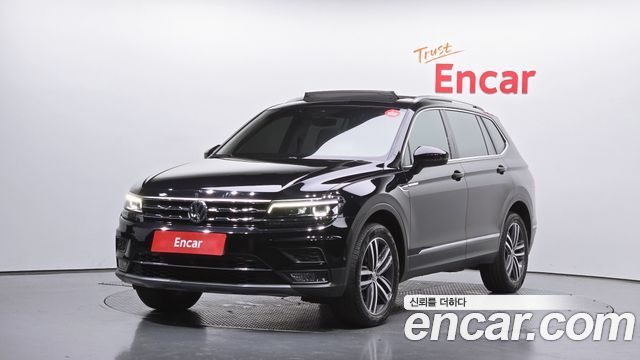 Volkswagen Tiguan 2.0 TDI Prestige - фото 0