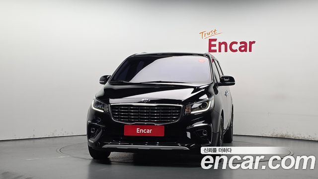 Kia Carnival Новый 9-Seater Luxury - фото 2