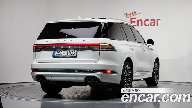 Lincoln Aviator 2-го поколения 3.0 Black Label AWD - фото 1