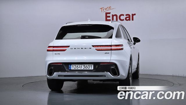 Genesis GV70 2.5T Gasoline AWD - фото 3