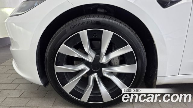 Tesla Model 3 Long Range AWD - фото 4