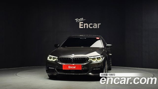 BMW 5-Series G30 520d M Sport Package Plus - фото 2