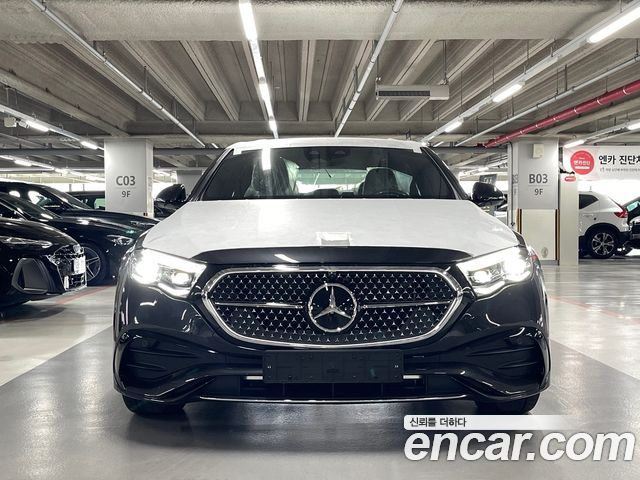 Mercedes-Benz E-Class W214 E300 4MATIC AMG Line - фото 1
