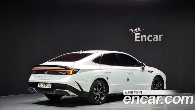 Hyundai Sonata DN8 2.0 Premium - фото 1