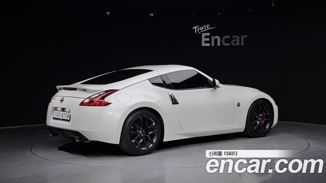 Nissan 370Z 3.7 Coupe Z34 - фото 1