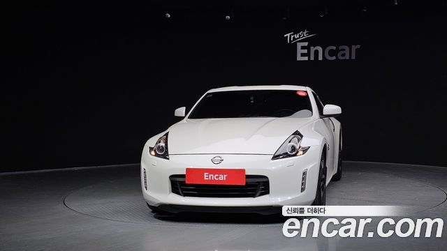 Nissan 370Z 3.7 Coupe Z34 - фото 2