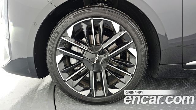 Kia K8 Новый 2.5 Gasoline 2WD Signature - фото 4