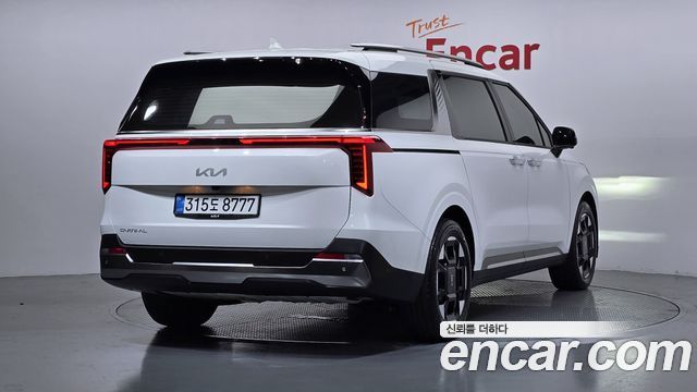 Kia Carnival Новый 4-го поколения 7-Seater Noblesse - фото 1