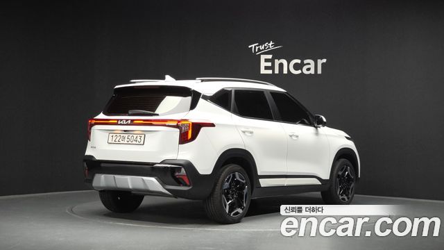 Kia Seltos Новый Gasoline 2.0 2WD Signature - фото 1