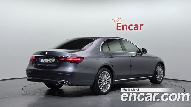 Mercedes-Benz E-Class W213 E250 Exclusive - фото 1