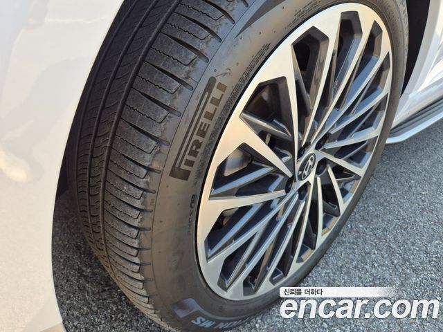 Hyundai Palisade LX3 HEV 2.5T 4WD 7-Seater Calligraphy - фото 4