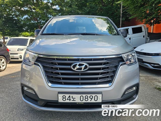 Hyundai Starex Новый Van 3-Seater Smart - фото 0