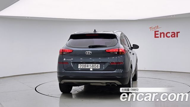 Hyundai Tucson Совершенно новый Diesel 2.0 2WD Modern - фото 3