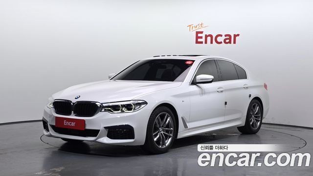 BMW 5-Series G30 520i M Sport - фото 0