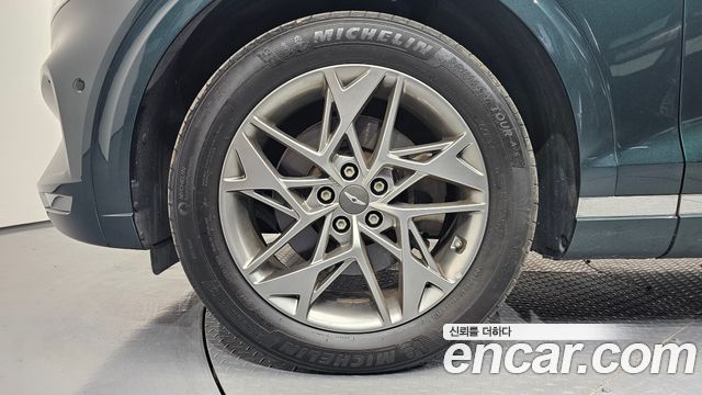 Genesis GV70 2.5T Gasoline AWD - фото 3
