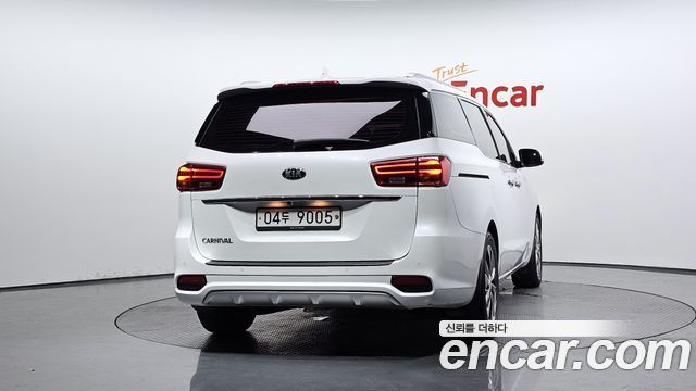 Kia Carnival Новый 9-Seater Prstige - фото 3
