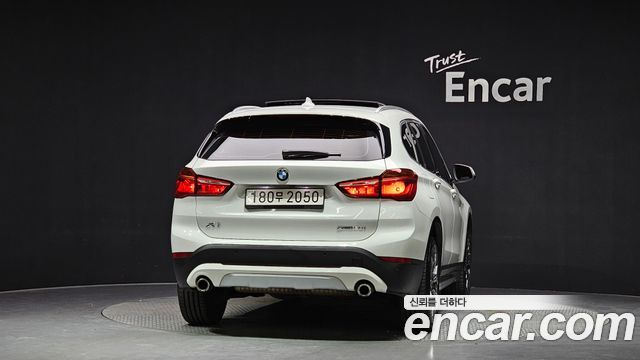 BMW X1 F48 xDrive 20i xLine - фото 3