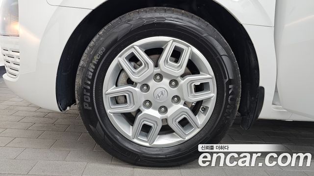 Hyundai Staria Cargo 5-Seater Modern - фото 4
